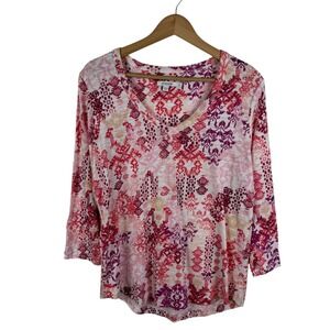 Chicos Medallion Ikat Top Size 1 Medium Pink V-Neck 3/4‎ Sleeve Boho Lightweight